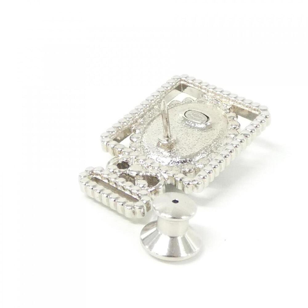 CHANEL Black Brooch - Picture 3 of 3
